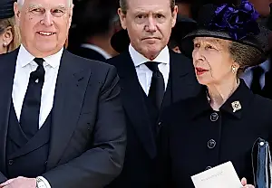 La hermana y el escándalo