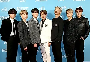 BTS estrena el vídeo de «SWIM»