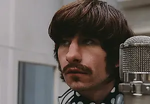 Los Beatles, bajo una nueva mirada: Keoghan ha encontrado a sus «hermanos»