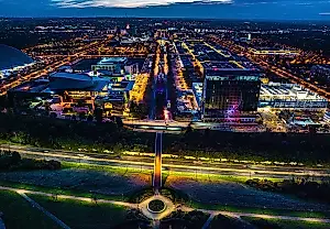 La ciudad salva sus escenarios