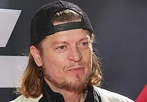 El rockero, fuera de la cárcel
