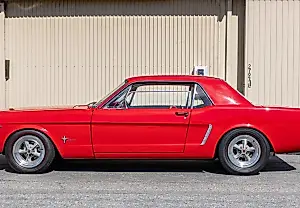 Необычный Ford Mustang 1964½: по статистике редкость, по веселости - не меньше!