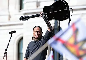 Bruce Springsteen contra el «rey»