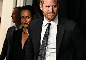 El príncipe Harry aconseja apoyarse en los demás