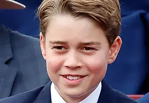 El príncipe George seguirá una insólita tradición real en Eton junto a William y Kate