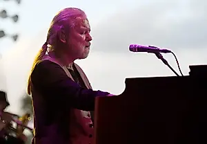 Gregg Allman: A la sombra de su hermano