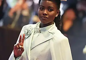 Лупита Нионг'o на Met Gala 2025: Стильно и смело