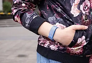 Fitbit Air: ¿guía inteligente para ponerse en forma o paranoico digital?