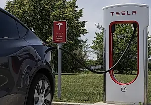La familia demanda a Tesla por una muerte en un accidente en Texas