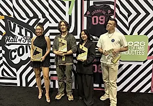 Se entregan los primeros premios del Salón de la Fama de VidCon: las leyendas de internet recuerdan su disparatado pasado