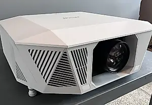 Epson QL7000: яркость с недостающей глубиной