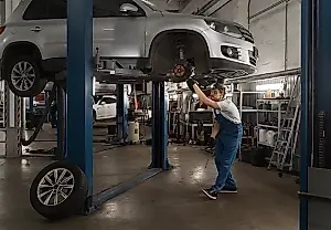 Qué hacer si el coche hace ruidos extraños: consejos de Arkhipov