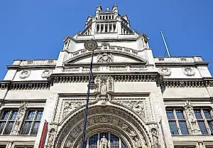 Despido en el museo V&A: ¿racismo o malentendido?