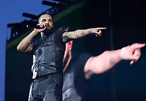 Drake arrasa en Spotify: ¡nuevo récord de reproducciones!