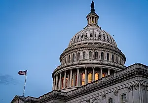 NO FAKES Act: Estados Unidos resucita la ley contra los deepfakes musicales