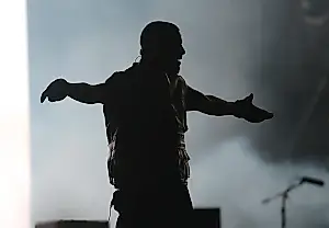Drake сместил всех с пьедестала, BTS держатся руками за лидерство
