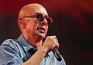 Carlos «Indio» Solari, leyenda del rock argentino, muere a los 77 años