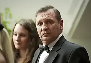 El actor abandonó el escenario