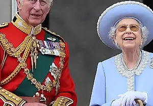 El silencio de la Corona se resquebraja