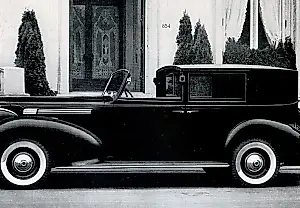 Packard de 1938: lujo con aspecto de coche fúnebre