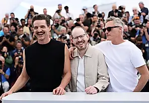 Каннская премьера "Эддингтона": вестерн с Педро Паскалем и его ужасами 2020 года