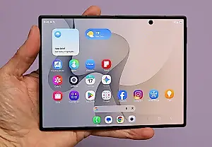 Pliega y despliega: el nuevo Galaxy Z Fold 8 intenta devolvernos la diversión de los móviles
