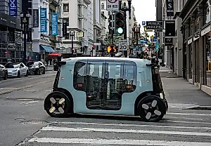 Zoox obtiene permiso para cobrar por viajes en robotaxis autónomos sin volante