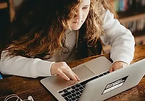 El efecto de la prohibición de las redes sociales a los adolescentes en Australia sigue siendo limitado