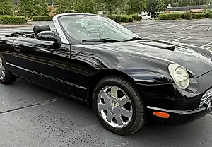 Нео-классика на колесах: 2002 Ford Thunderbird