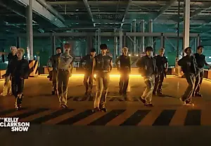 SEVENTEEN снова зажигают на "Шоу Келли Клаксона"