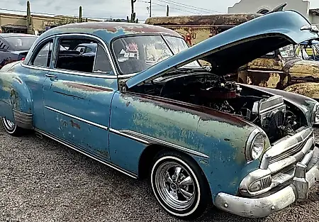 Óxido con dignidad: un Chevrolet de 1951