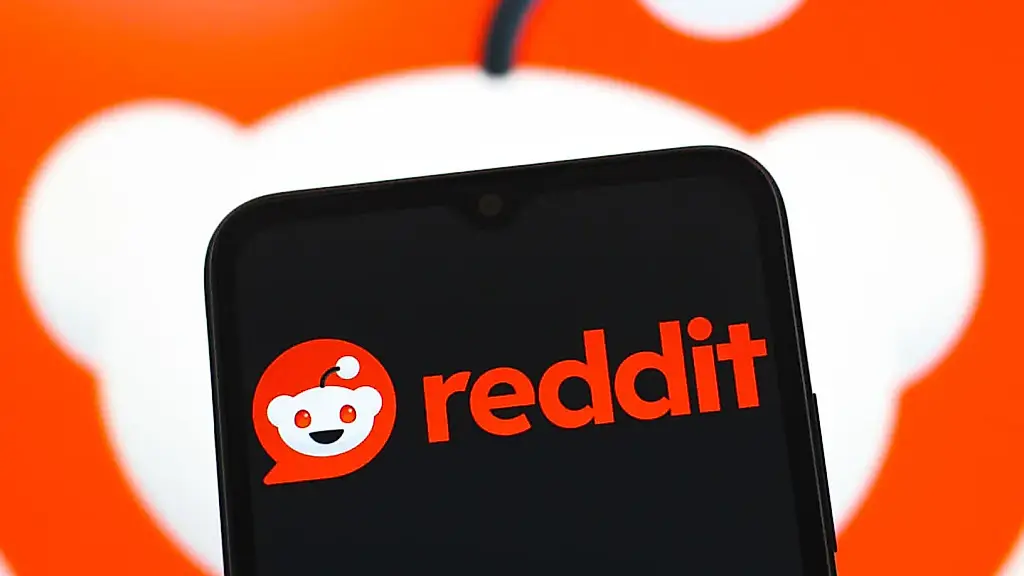 Reddit заставит британцев проверять возраст через селфи: битва за «безопасность» пикантного контента