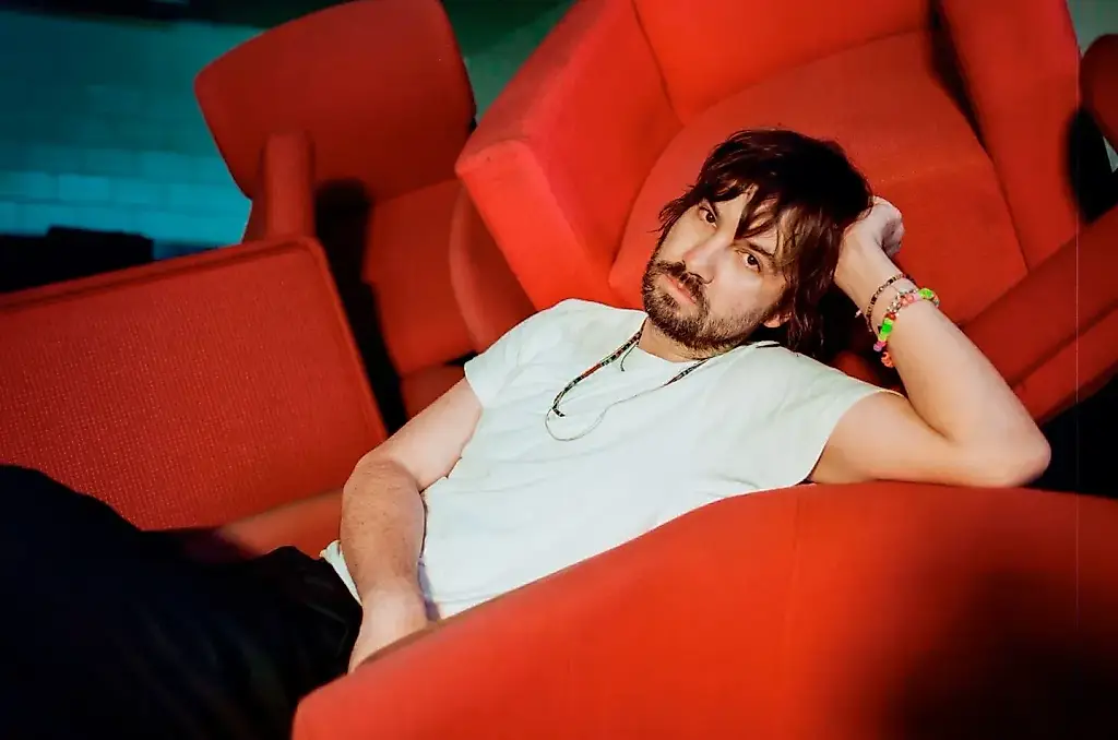 Tame Impala запускает новую эру с треком «End of Summer».