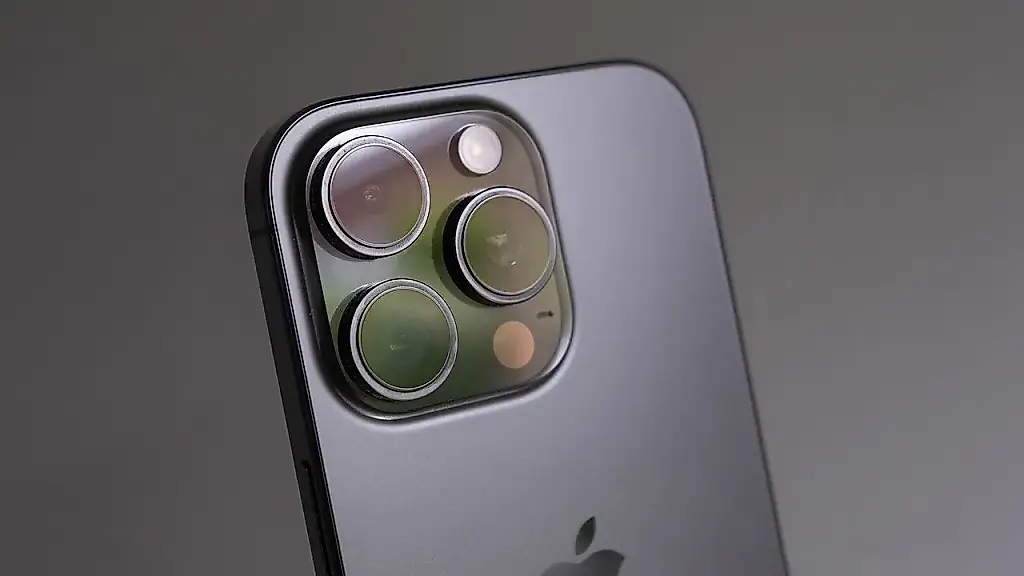 Apple готовит крупнейший апгрейд камеры в истории iPhone?