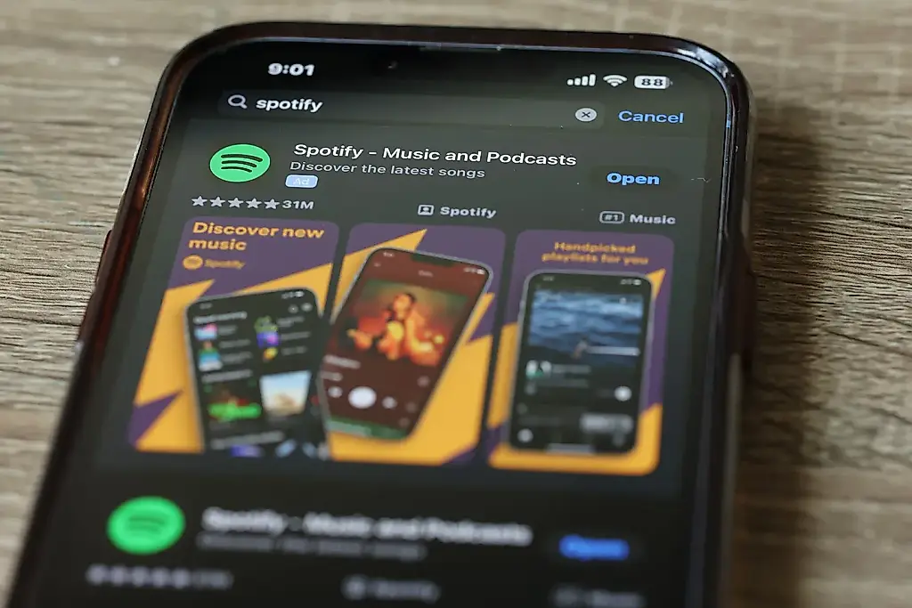Spotify в Великобритании требует подтверждения возраста — закон вступил в силу
