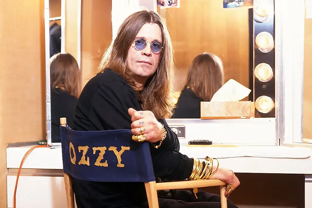 Армейский оркестр короля Чарльза исполнил кавер Black Sabbath в память об Оззи Осборне