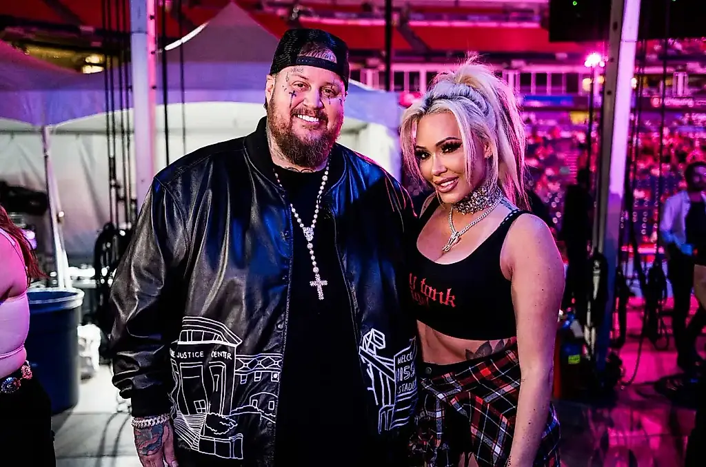 Почему Bunnie XO исчезла из публичного поля с Jelly Roll во время ЭКО