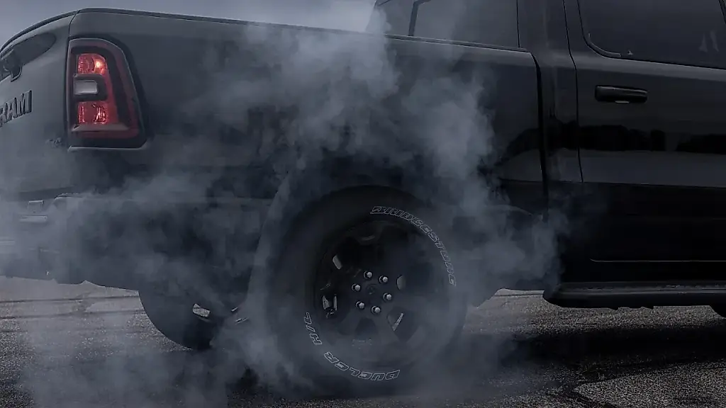 Hemi V8 возвращается в Ram 1500: взрыв из прошлого или мечта автолюбителей?