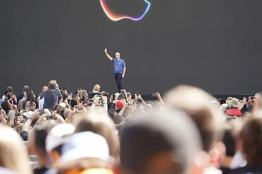 Apple: На защите на WWDC в атмосфере неуверенности