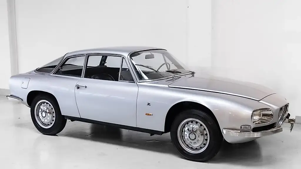 Alfa Romeo 2600 SZ: Авто, которому все завидуют