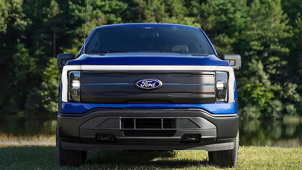 2026 Ford F-150 Lightning STX: Электрический вездеход, который ждали