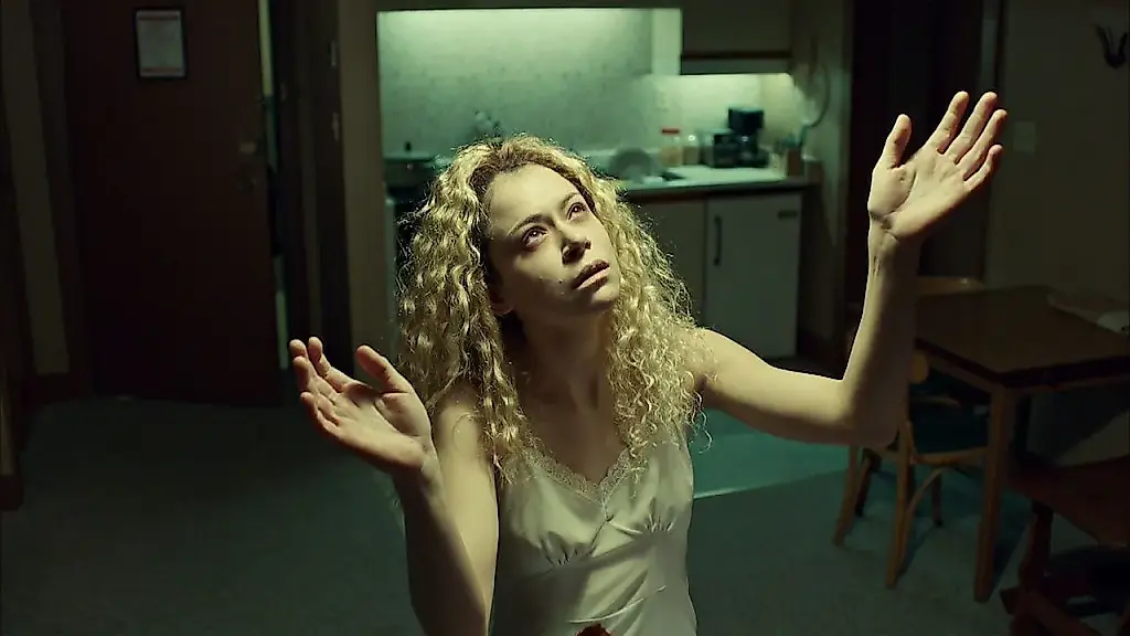 Три новых сериала Netflix сентября: клоны, пиво, абсурд