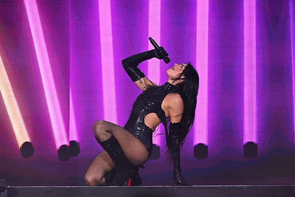 Dua Lipa зажигает Madison Square Garden: пять лучших моментов тура Radical Optimism