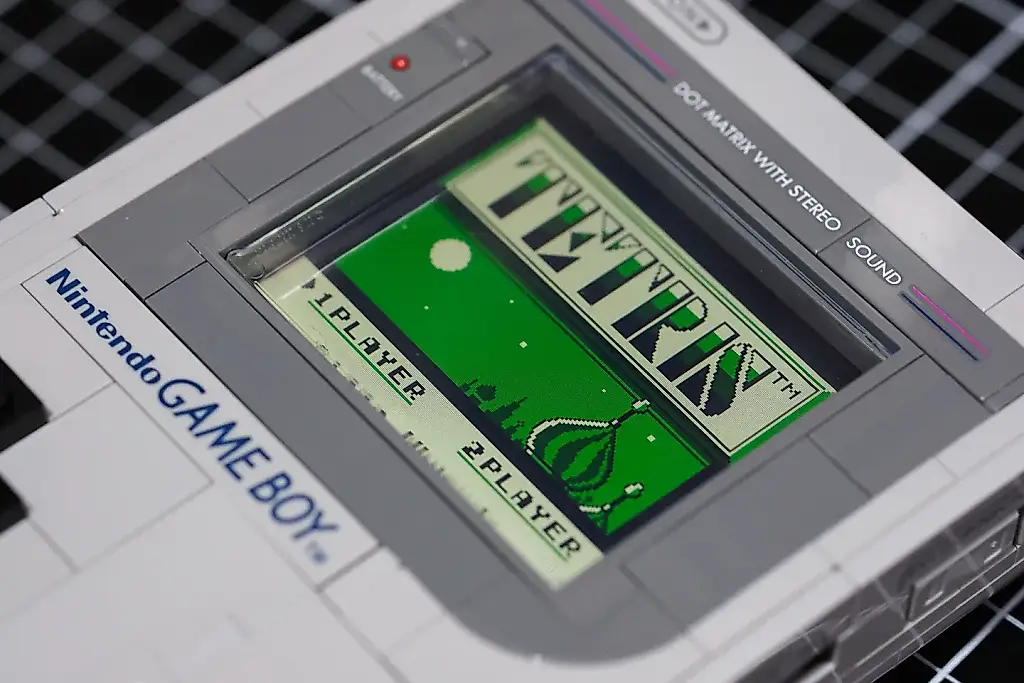 Lego Game Boy стал настоящей консолью: моддер делает невозможное действительным