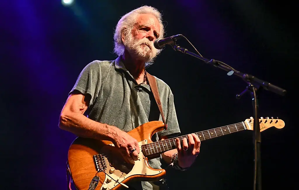 Бобби Уир намекнул на возможность воссоединения Grateful Dead в трио на 60-летний юбилей