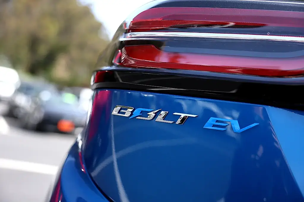 Новый Chevy Bolt: Самый дешёвый электромобиль США 2027 года