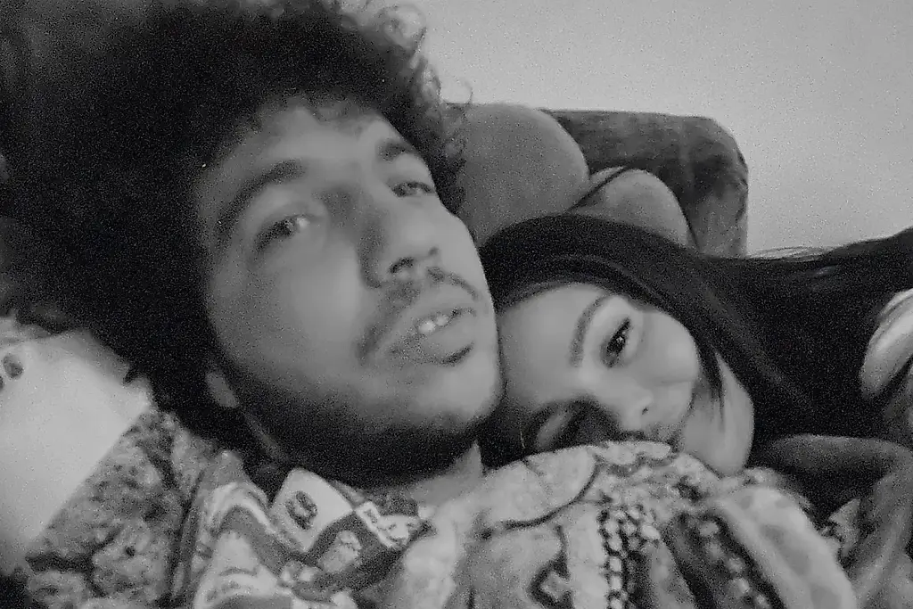 Селена Гомес, benny blanco и The Marías возглавили латиноамериканский хит-парад