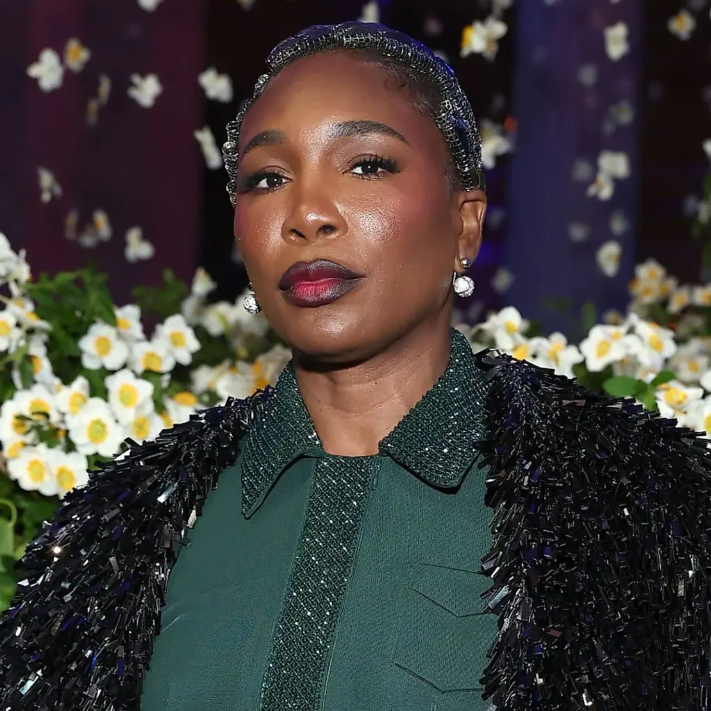Venus Williams и удивительный камбэк: платье Khaite и кроссовки Lacoste на US Open