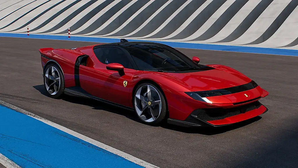 Возвращение Ferrari Testarossa: гибридная легенда с 1035 л.с.