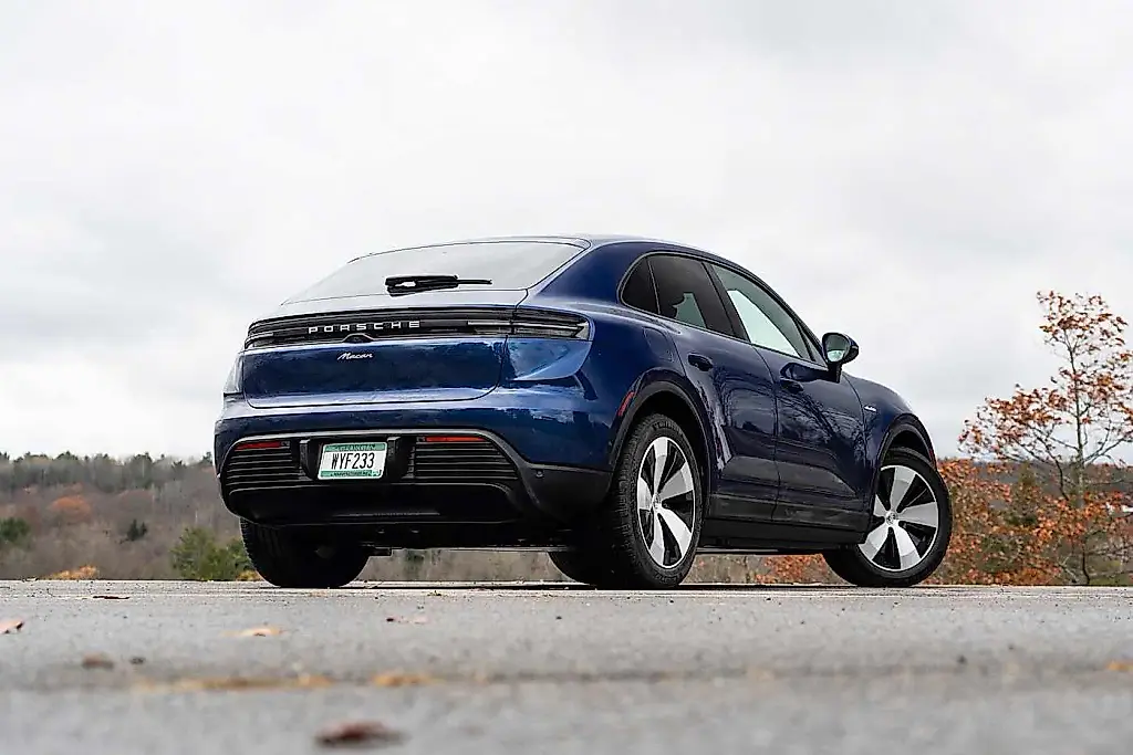 Электрический Porsche Macan 2025: когда очевидное дорого